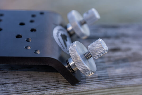 Lund 42° SportTrak Mount - Image 4