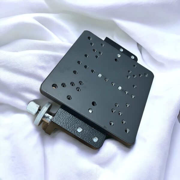 Heavy Duty Lund 90° SportTrak Downrigger Mount - Image 3