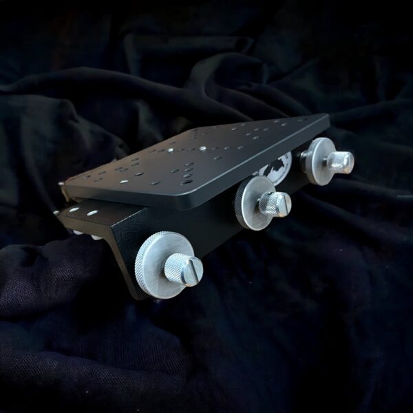 Heavy Duty Lund 90° SportTrak Downrigger Mount